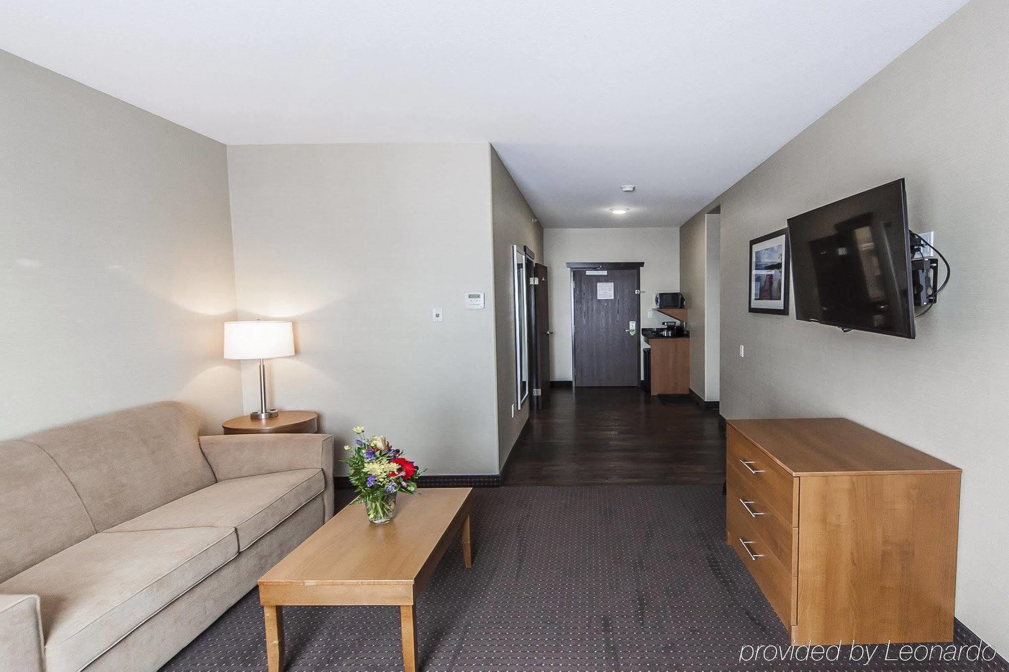 Comfort Inn & Suites Bonnyville Exterior foto